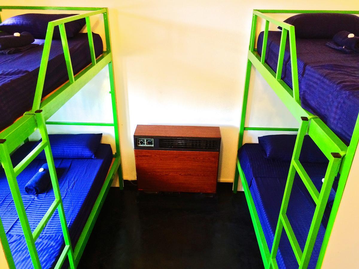 Explore Hostels Negombo Kochchikade Εξωτερικό φωτογραφία
