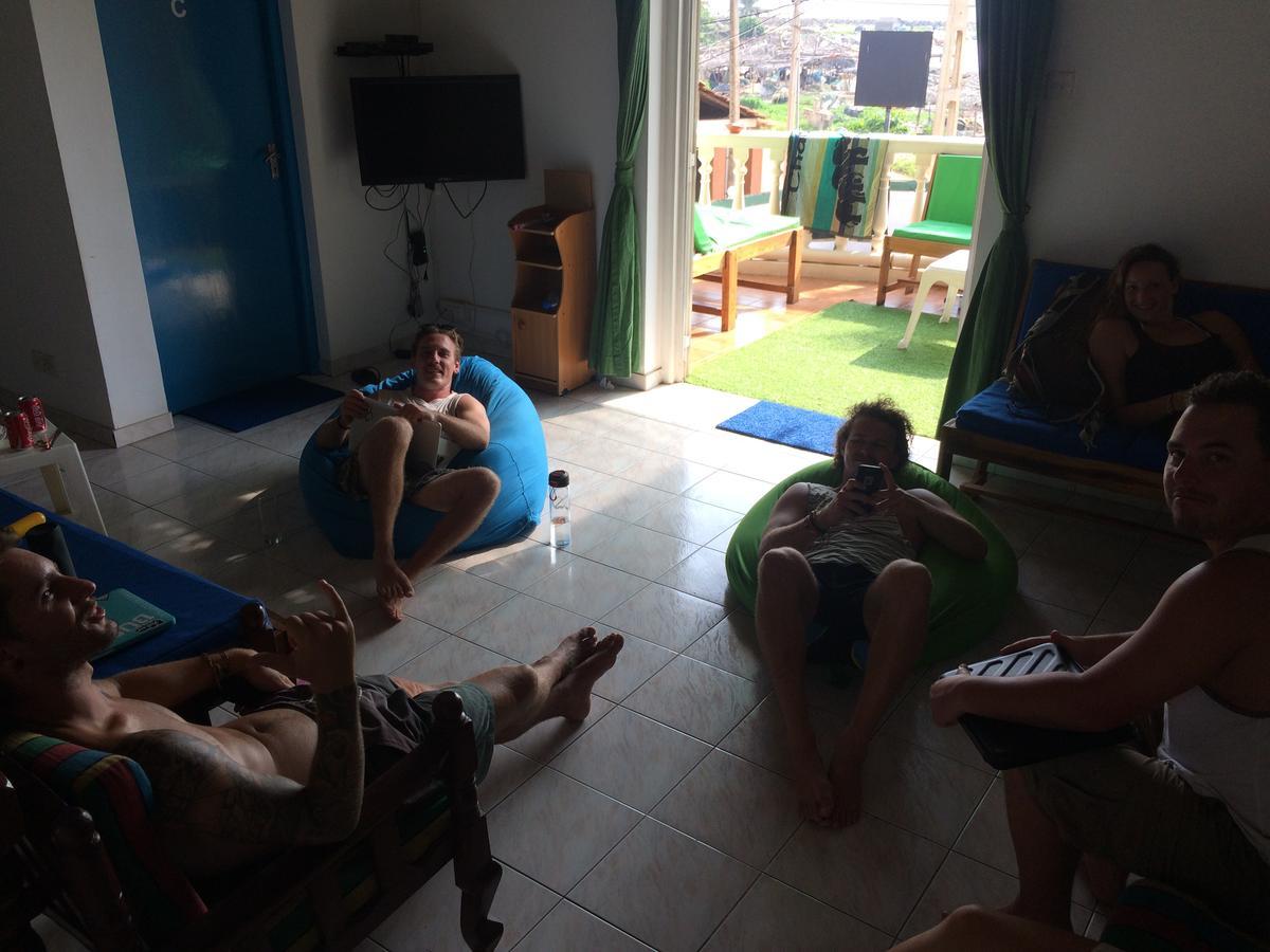 Explore Hostels Negombo Kochchikade Εξωτερικό φωτογραφία