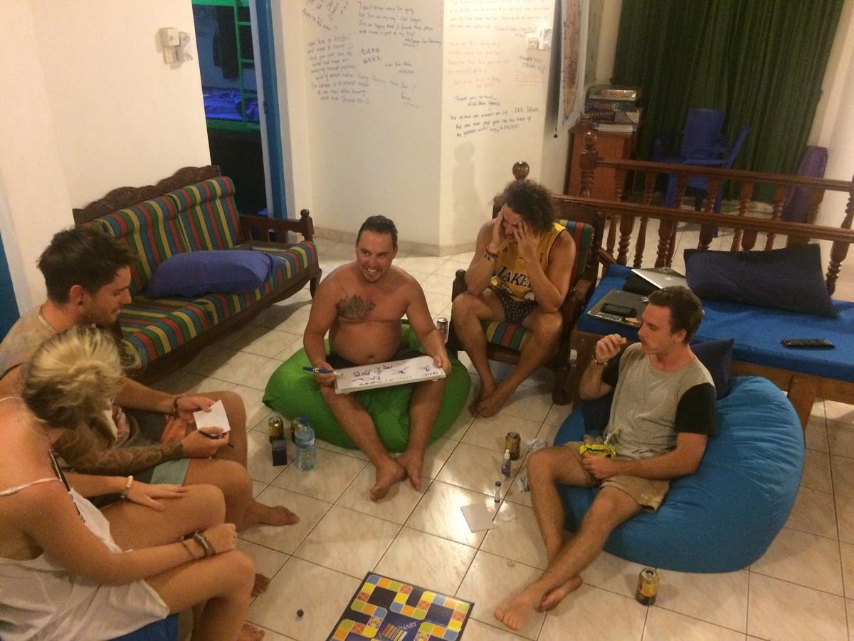 Explore Hostels Negombo Kochchikade Εξωτερικό φωτογραφία