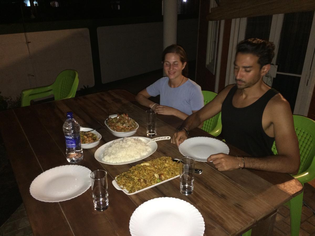 Explore Hostels Negombo Kochchikade Εξωτερικό φωτογραφία