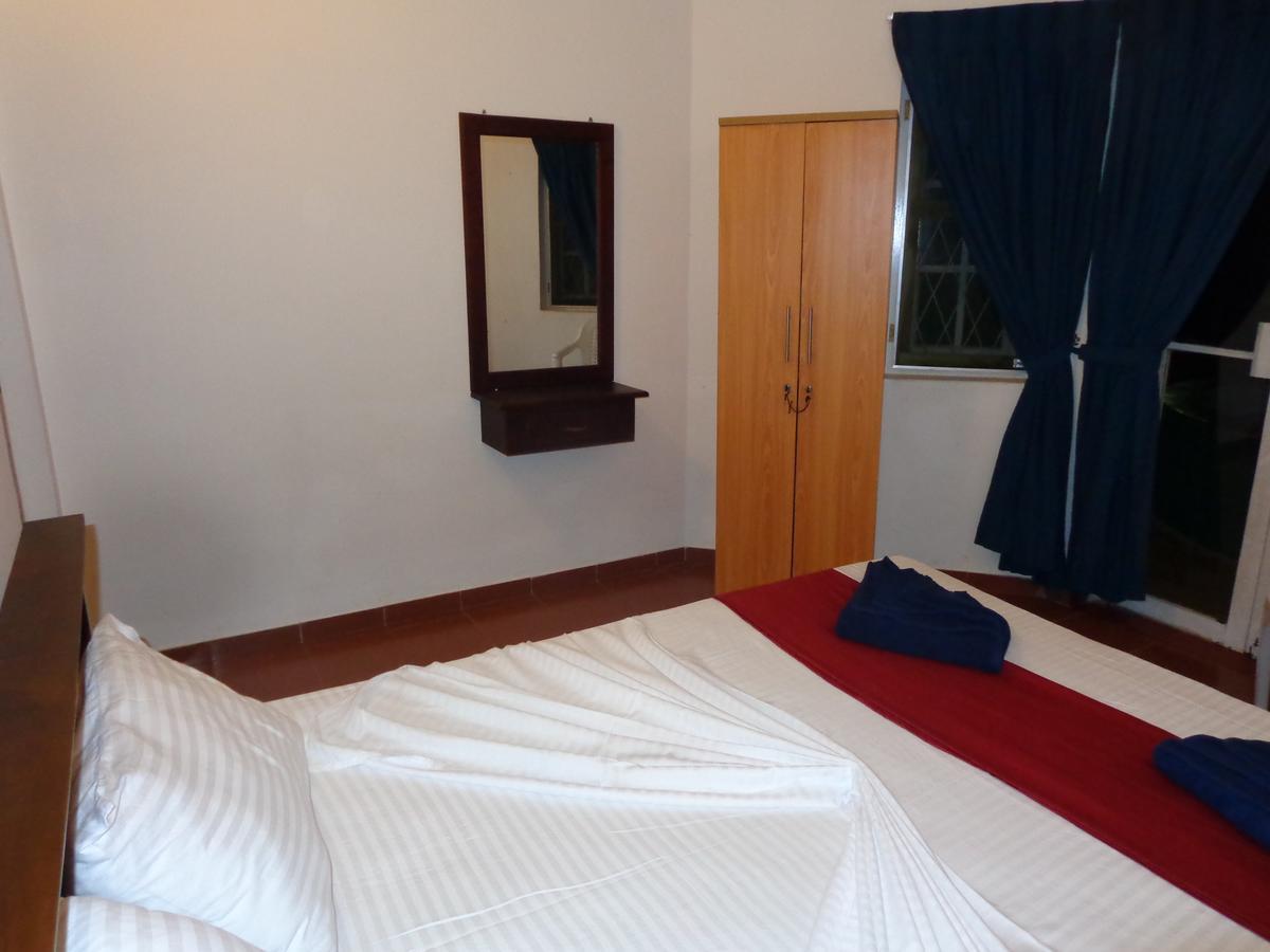 Explore Hostels Negombo Kochchikade Εξωτερικό φωτογραφία