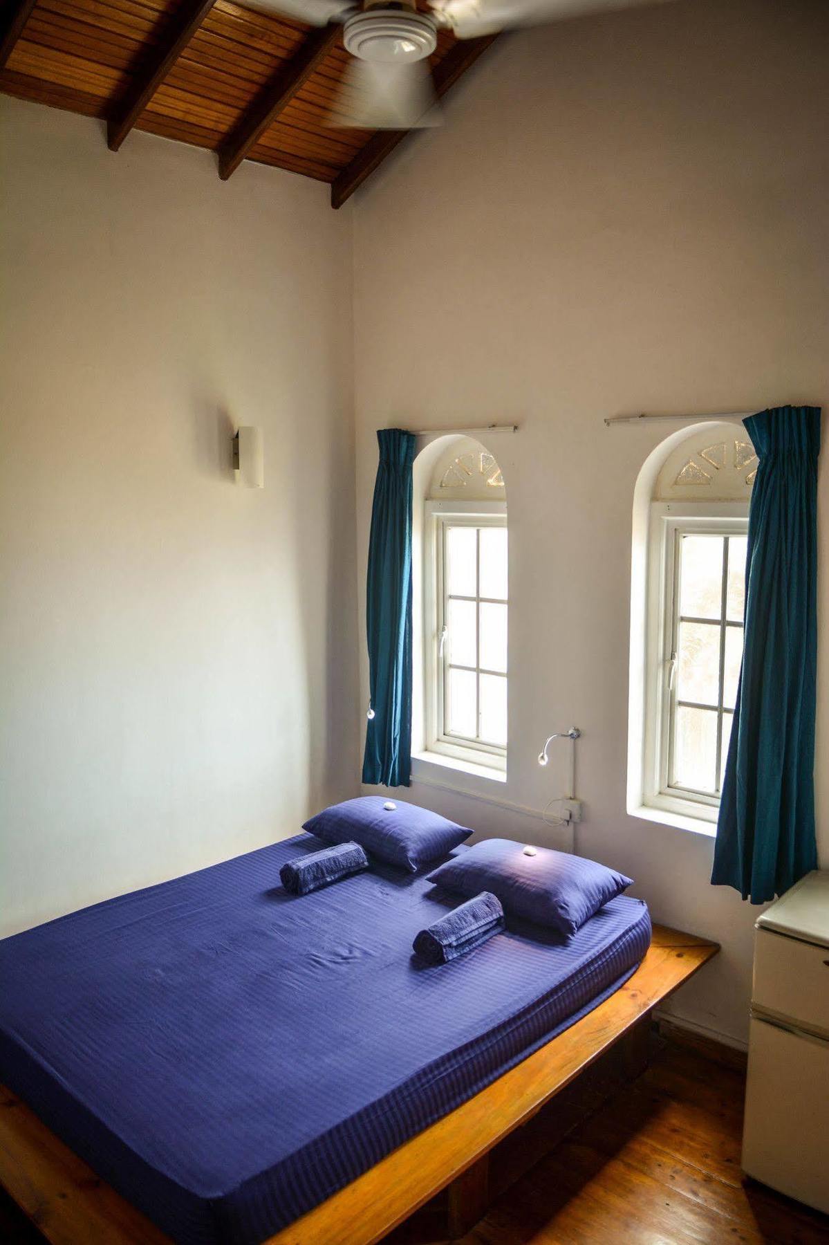 Explore Hostels Negombo Kochchikade Εξωτερικό φωτογραφία